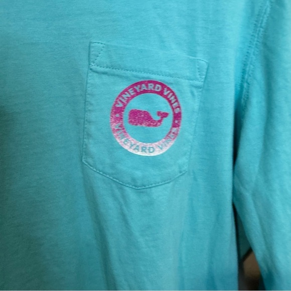 Vineyard Vines Gradient Whale Dot Pocket Long Sleeve Tee - Picture 3 of 6